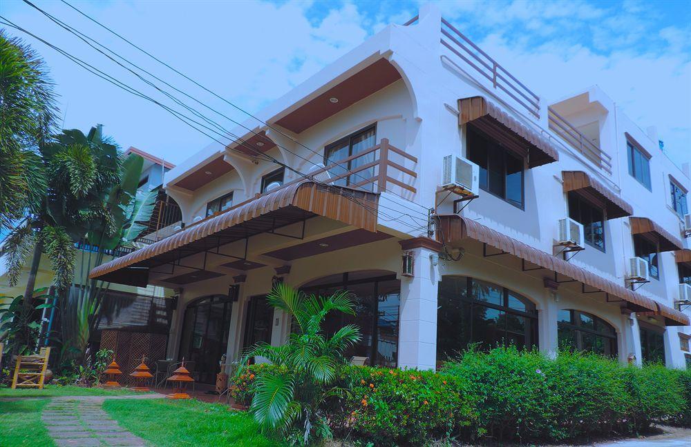 Klong Muang Sunset House Bed & Breakfast Exterior photo