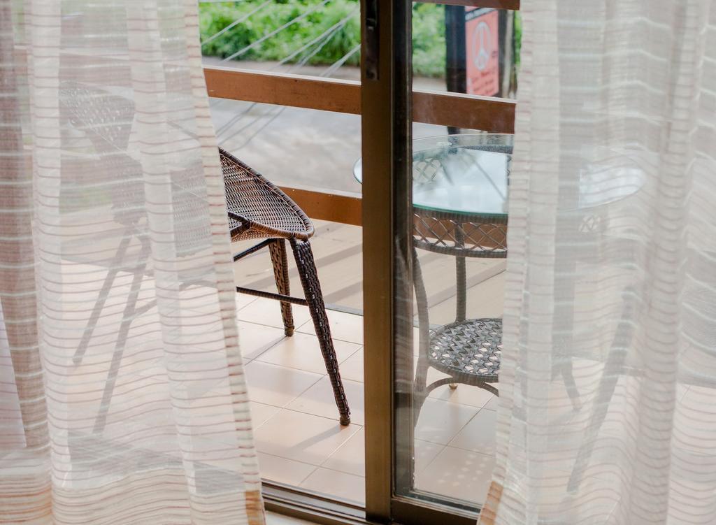 Klong Muang Sunset House Bed & Breakfast Exterior photo